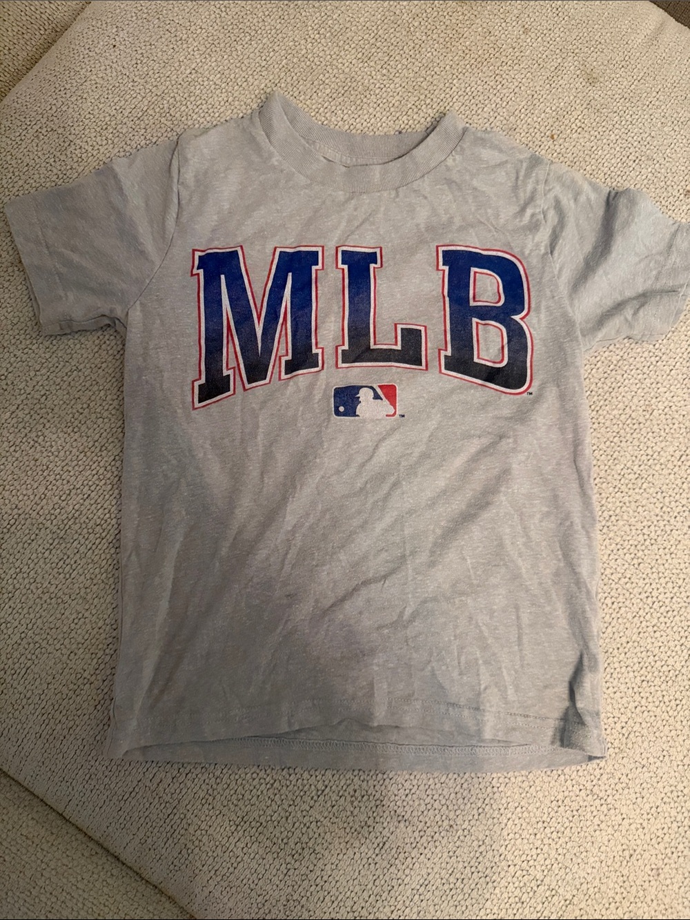 MLB Kids Light Gray Tee with Blue Red Logo- Abercrombie kids